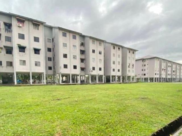 Johor Bahru Kangkar Pulai Jalan Pulai Harmoni Nuri Flat Level 5