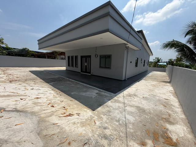 Johor Bahru Larkin Jalan Datin Halimah Single Storey Bungalow House