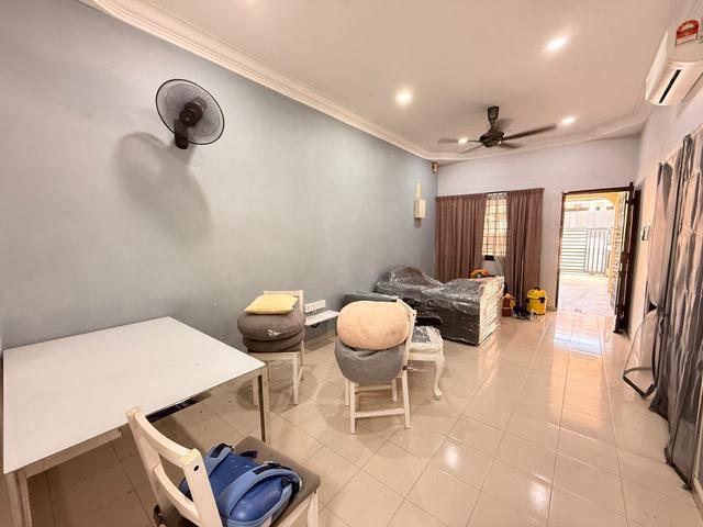 Johor Jaya Dedap Single Storey Renovated Sale