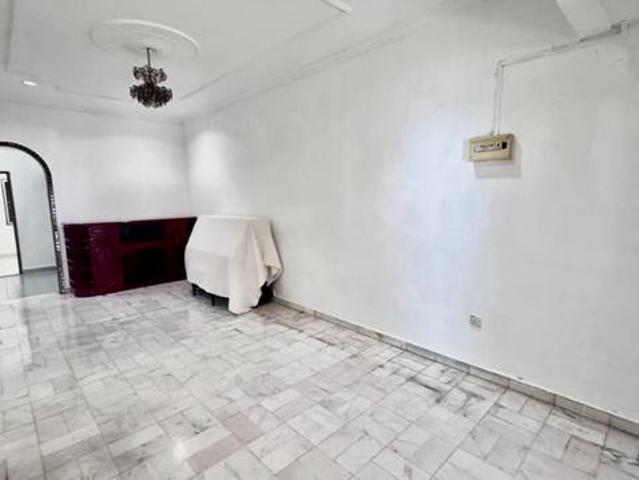 Johor Jaya Jalan Bakawali Good Condition Unblock View Single Storey