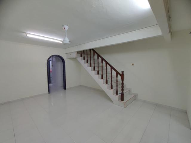 Johor jaya jalan keembong for rent