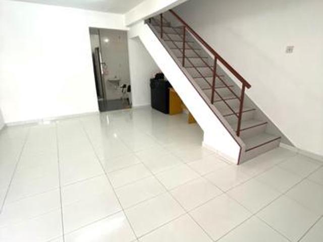 Johor Jaya Jalan Seroja 33 Double Storey Low Cost House Partial