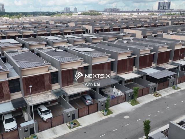 Johor Jaya Jalan Teratai Single Storey Terrace For Sale
