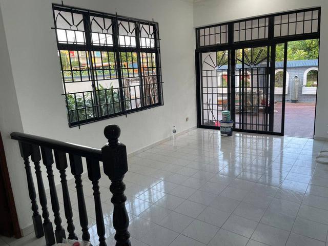 Johor Jaya Taman Johor Jaya Jalan Ros Merah Double Storey Corner