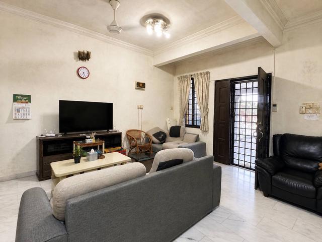 Johor Jaya 2 Storey Terrace House Unblock View Fully Extend Kitchen