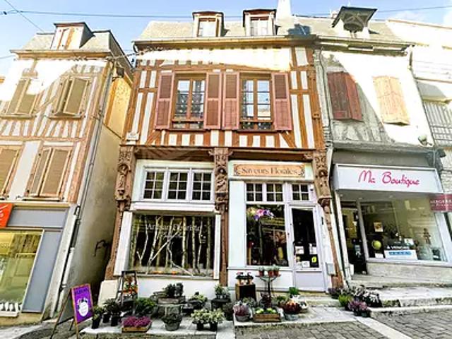 Joigny 89300 Achat / Vente maison 4 pièces t4 au dernier étage