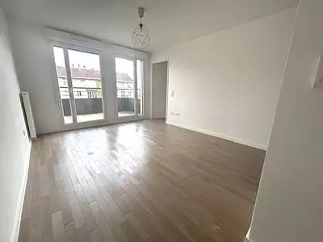 Joinville le Pont 94340 Achat / Vente appartement 2 pièces t2 balcon