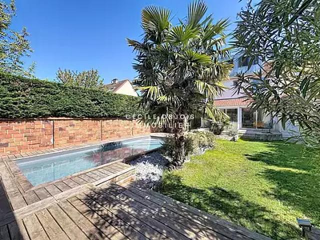 Joinville le Pont 94340 Achat / Vente maison 8 pièces t8 piscine terrasse