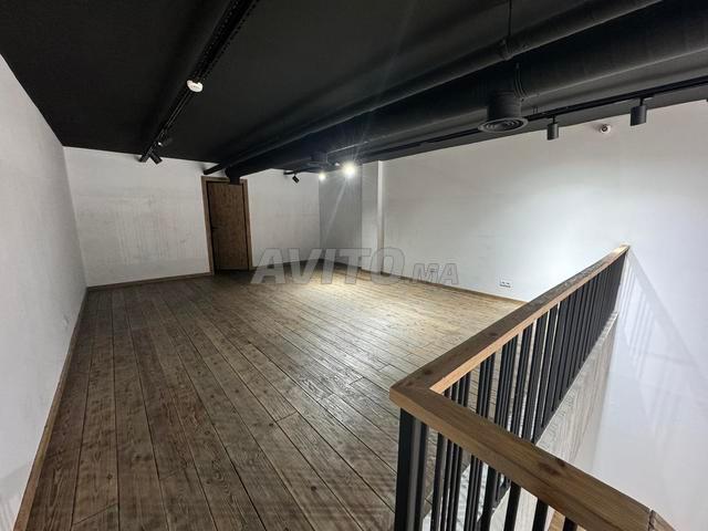 Joli magasin bien place