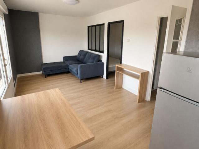 JOLI MEUBLÉ 30 M² ESPACE NUIT INDÉPENDANT LUMINEUX