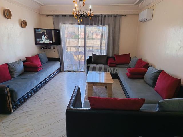 Joli Appartement Meublé piscine parking