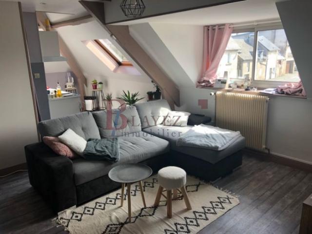 JOLI APPARTEMENT NON MEUBLÉ