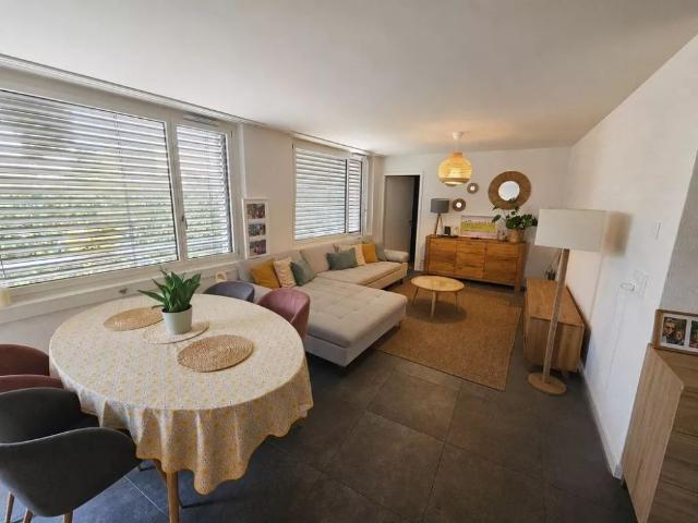 Joli appartement de 2.5p au rez de chaussée
