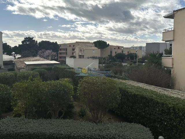 Joli appartement T2 très spacieux, lumineux, avec cabin