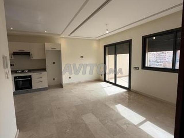 Joli appartement 1 chambre vide Neuf