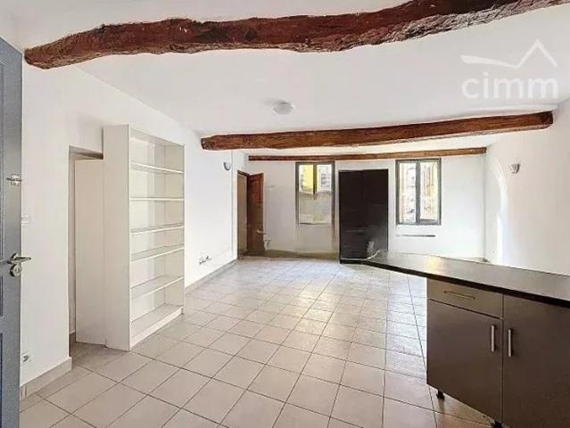 Joli appartement 1 pièce 31m2 refait