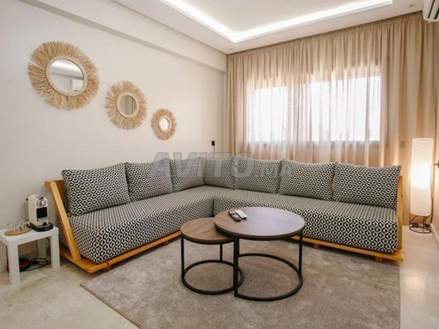 Joli appartement 3 chambres vide Neuf