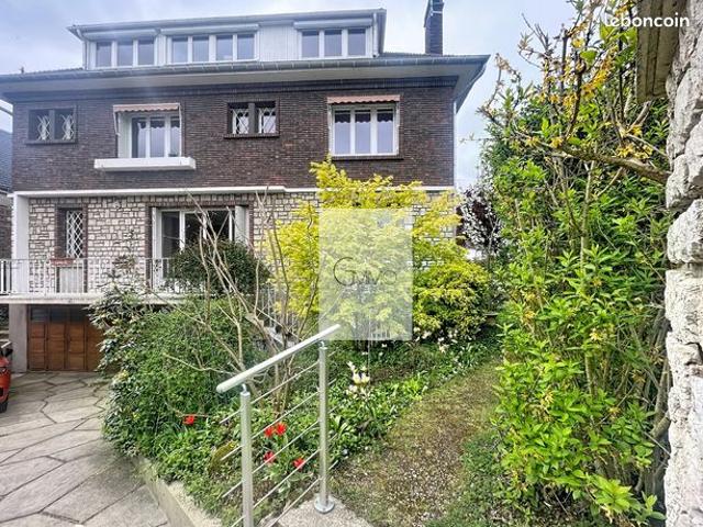 Joli appartement 5 pièces à Cachan dans une maison intimiste