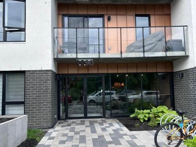 Joli condo 3 1/2