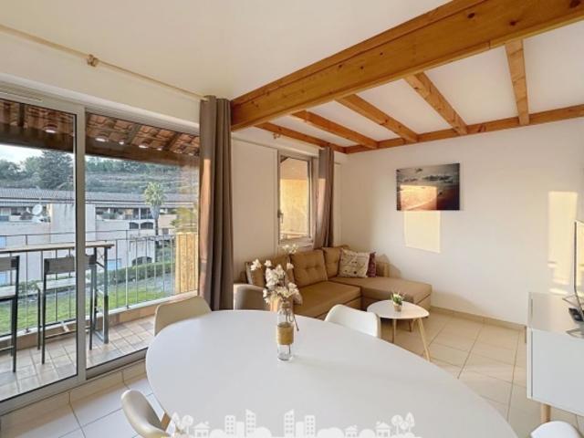 Joli Duplex 31.69m2 Terrasse Parking La Croix Valmer