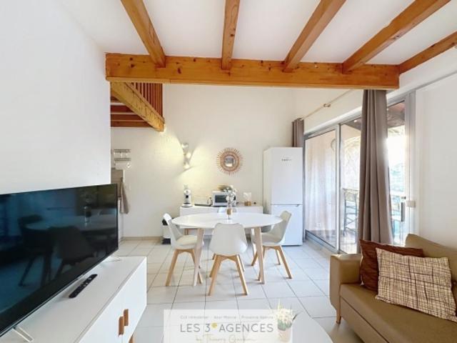 Joli Duplex 31.69m2 Terrasse Parking La Croix Valmer