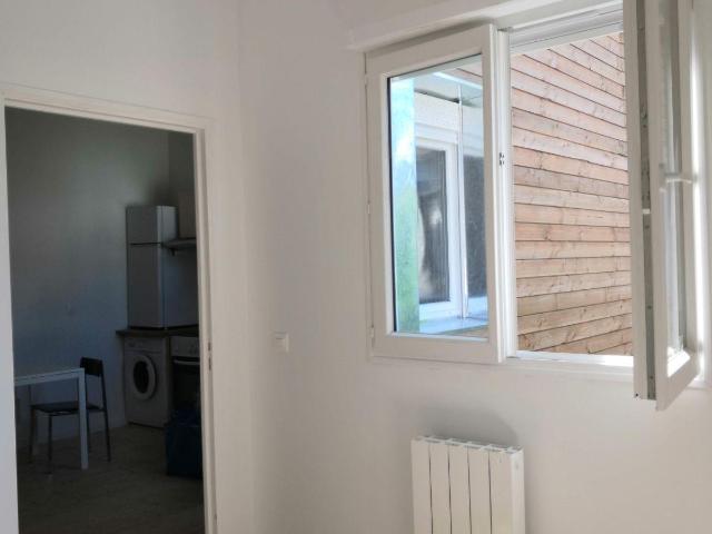 Joli deux pièce, refait à neuf