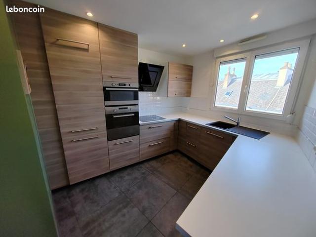 Joli F4 rénové lumineux 2 ch. Sdb cuisine équip