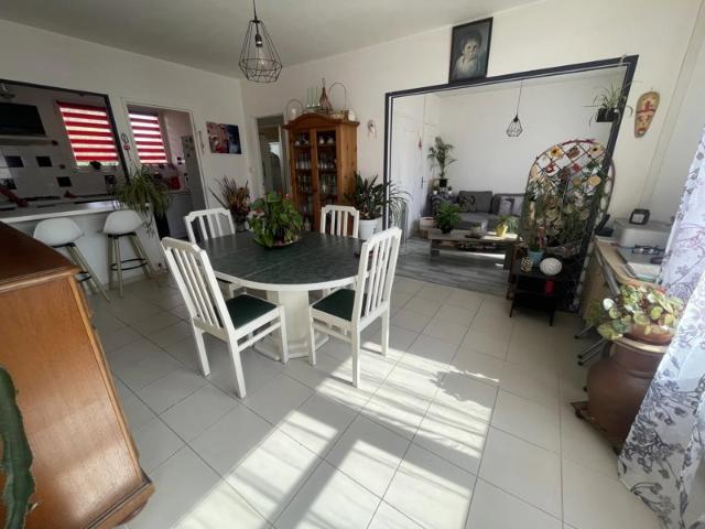 Joli pavillon de plain pied de 2 chambres