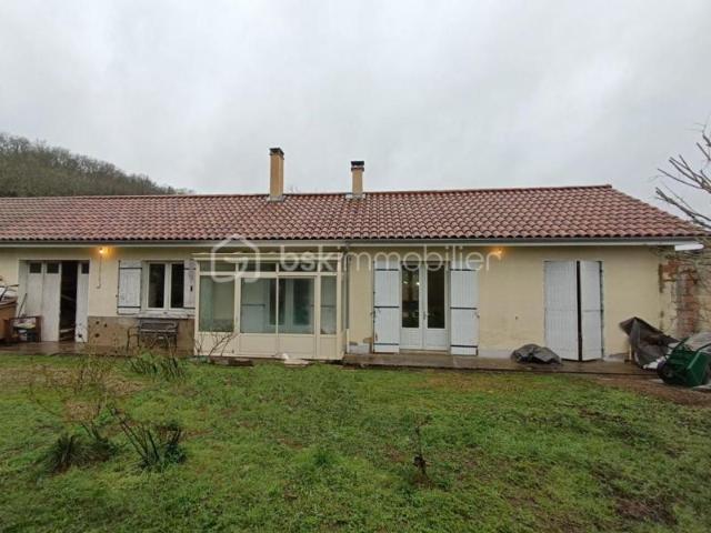 Joli Pavillon de Plain Pied de type 4 avec Garage et Jardin situé au Buisson de Cadouin 24480