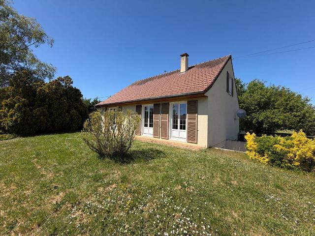 Joli pavillon sur sous sol dans un secteur calme de La Charité sur Loire