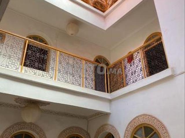 Joli Riad Titré