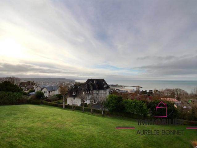 Joli studio avec balcon vue mer