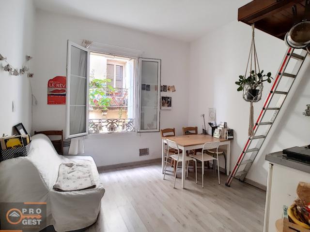 Joli Studio Comédie