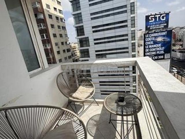 Joli studio, croisement Anfa Zarcktoni