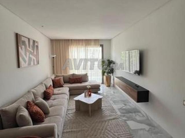 Joli studio meublé à louer quartier Palmier