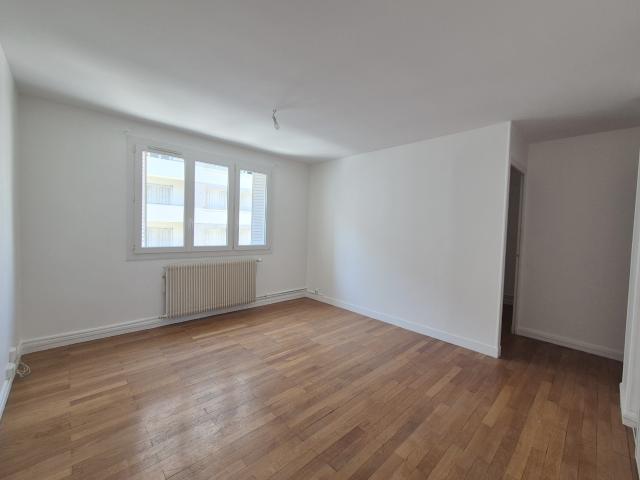 JOLI T4 RENOVE IDEAL COLOCATION