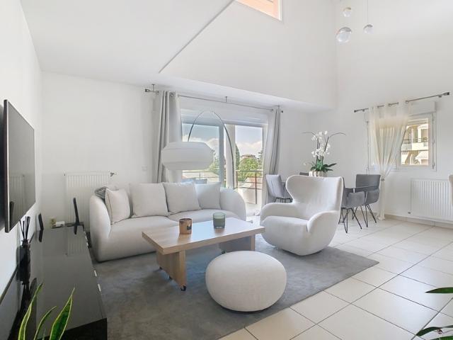 joli T5 Duplex copropriété de standing ANNEMASSE 74