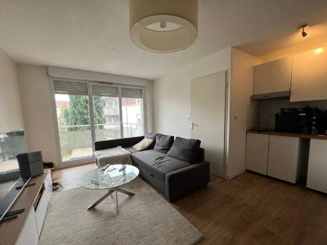 Joli T2 meublé 33m² avec Balcon quartier calme