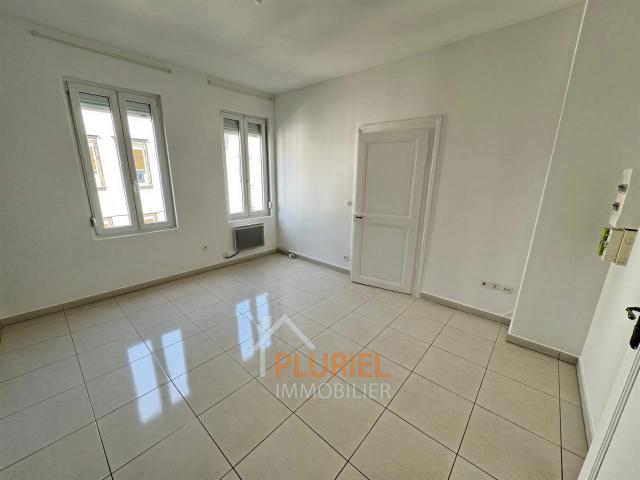 Joli 1 pièce 29.7m² à Neudorf Magnifique 1 pièce 28m² meublé au Contades Magnifique chambre étudiante 13.1m² meublé Quartier Forêt Noire Exceptionnel 3 pièces 103m² en hyper centre de Strasbourg Exceptionnel 2 pièces meublé en Hypercentre de Strasbourg