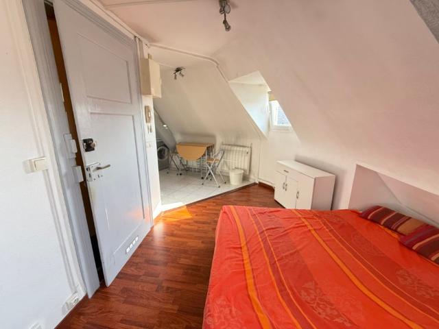 Joli 1 pièce meublé 15.3m² Quartier Halles/Vosges