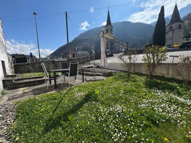 Joli 2.5 pièces avec terrasse et pelouse privative | dreamo. Ch
