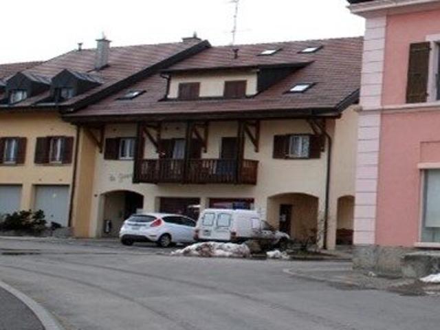 Joli 2 pièces à louer au centre du village