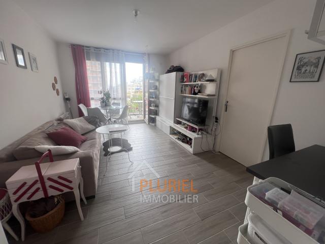 Joli 2 pièces 41.2m² à Neudorf Joli 3 pièces 58m² rénové au Contades à STRASBOURG Exceptionnel 3 pièces 92m² au PLAZA Magnifique 2 pièces 43.7m² au Contades Joli 1 pièce 29.7m² à Neudorf Magnifique 1 pièce 28m² meublé au Contades Magnifique chambre étudia