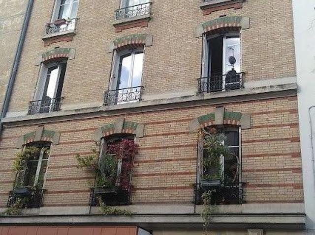 Joli 2P lumineux 50 m2 proche Buttes Chaumont