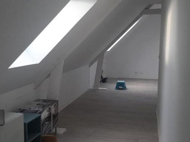 JOLI 3 PIECES QUARTIER CALME EVRECY