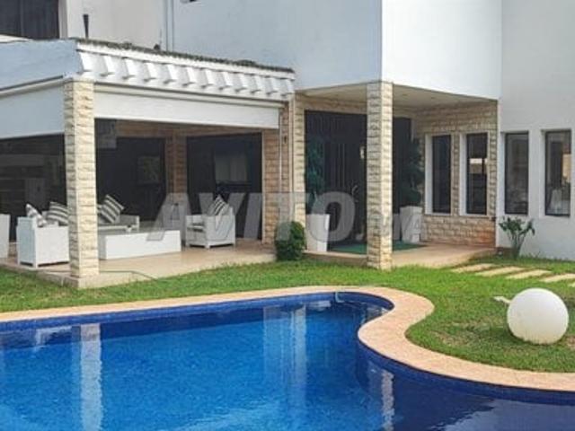 Jolie villa à vendre à olm souissi