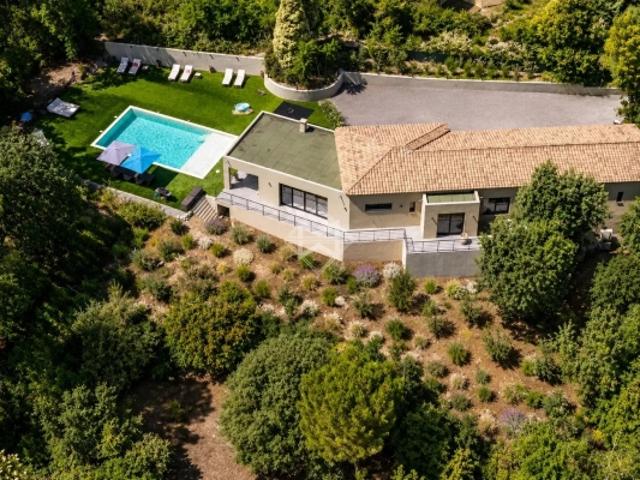 Jolie villa contemporaine de Plain pied