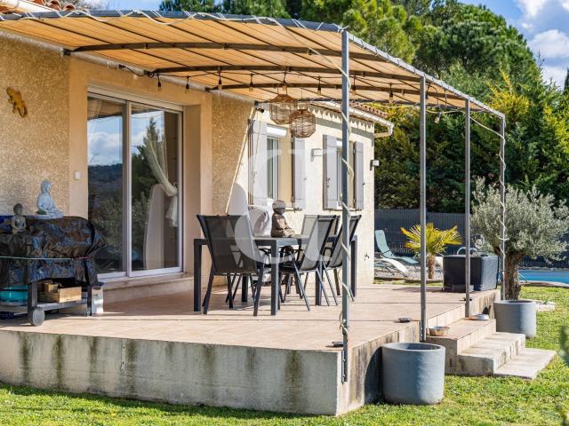 Jolie villa de plain pied avec vue région Mazan 111m² Mormoiron