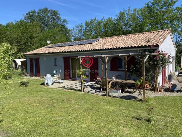 Jolie villa moderne avec jardin