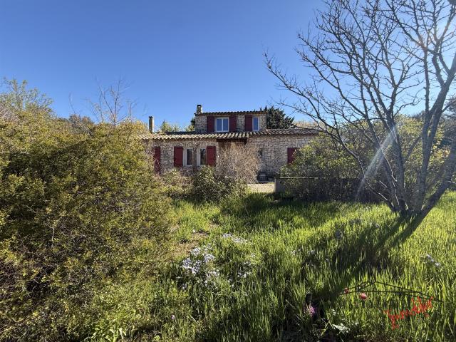 Jolie villa sur les hauteurs de Bonnieux 159m² Bonnieux